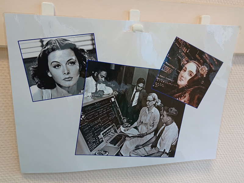 Affiche avec 3 photos de femmes qui ont façonné l'informatique - Escape game à Schuman à Metz
